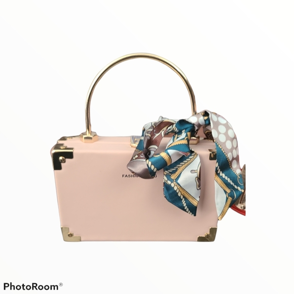 👜 handbags - Picture 2 of 4